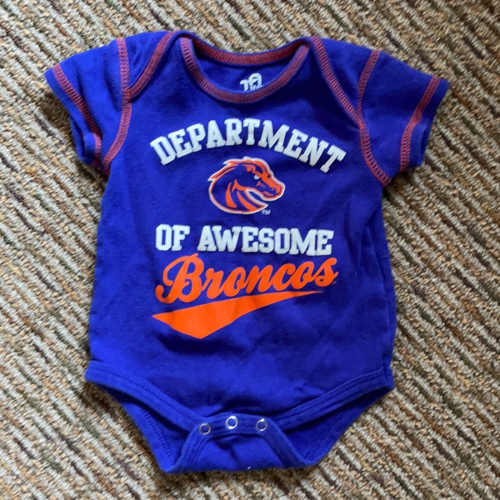 Boise State bodysuit size 6 month